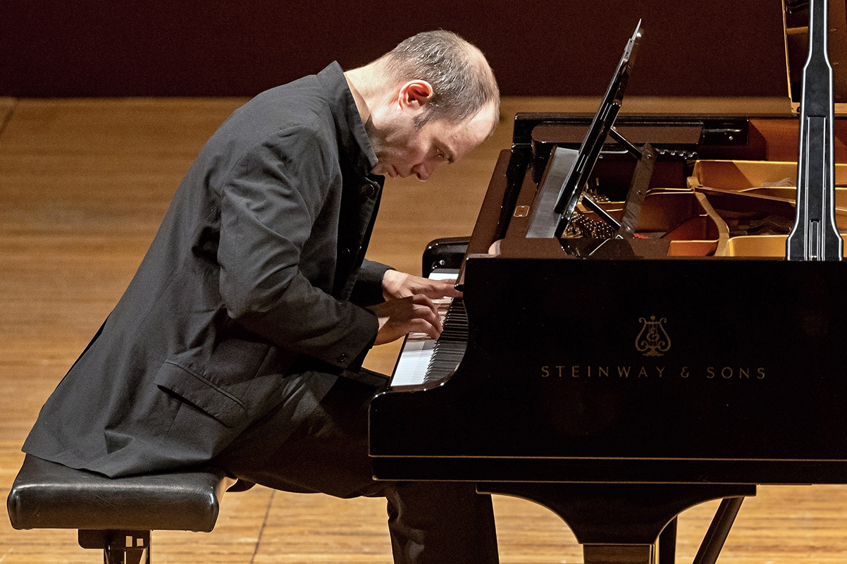 Alexander Melnikov – klavírní recitál, 8. ledna 2022 (foto Petr Dyrc)