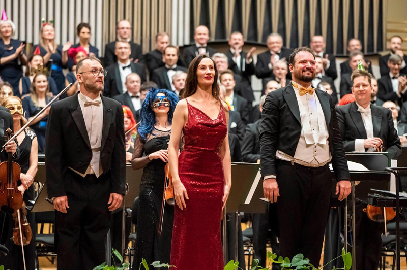Slovenská filharmonie: Silvestrovský koncert – Eva Bodorová, Ondrej Šaling, Peter Valentovič, 31. prosince 2021 (foto Alexandr Trizuljak)