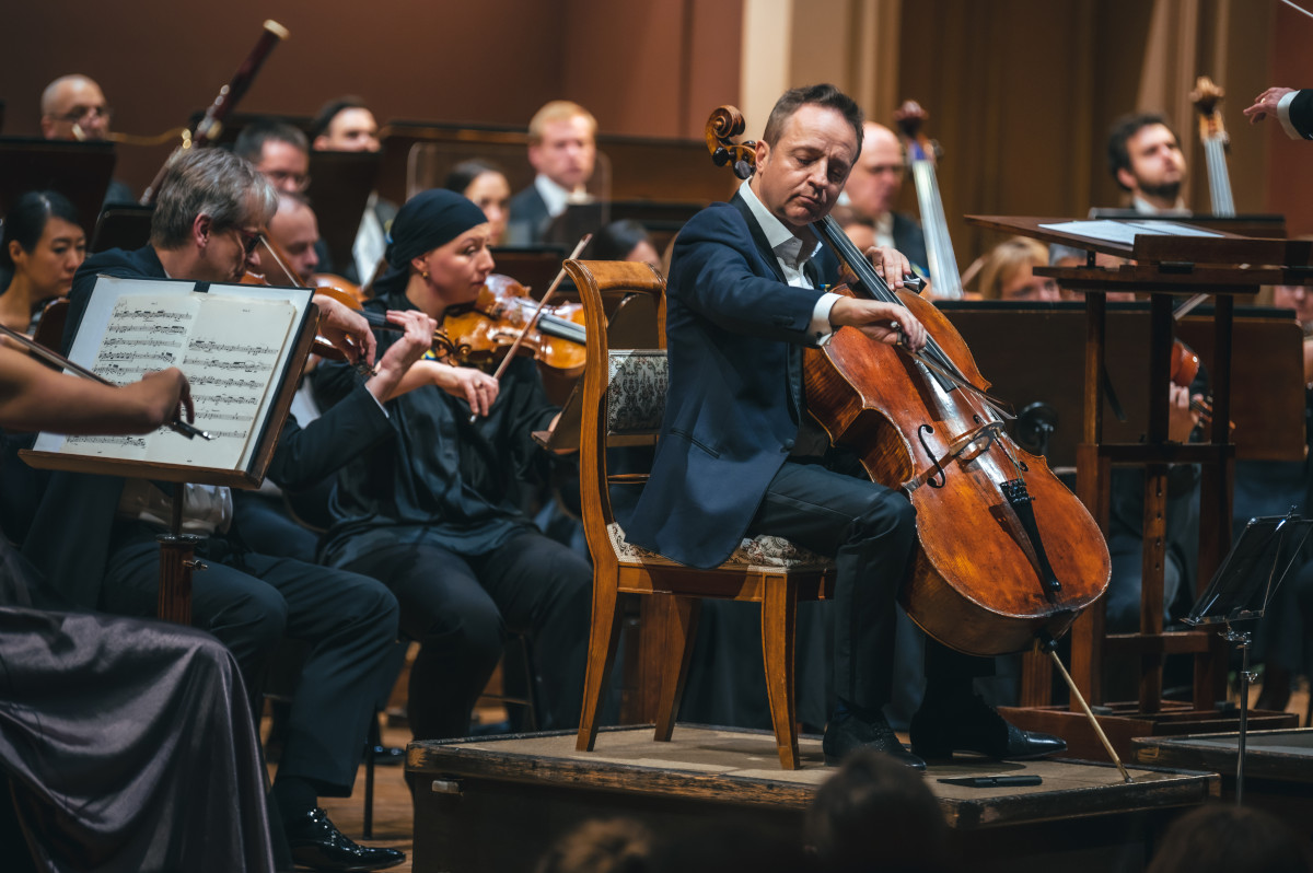 PKF – Prague Philharmonia: Saint-Saëns. Čajkovskij. Strauss, 10. března 2022 – Marc Coppey, Keri-Lynn Wilson (foto Petr Chodura)