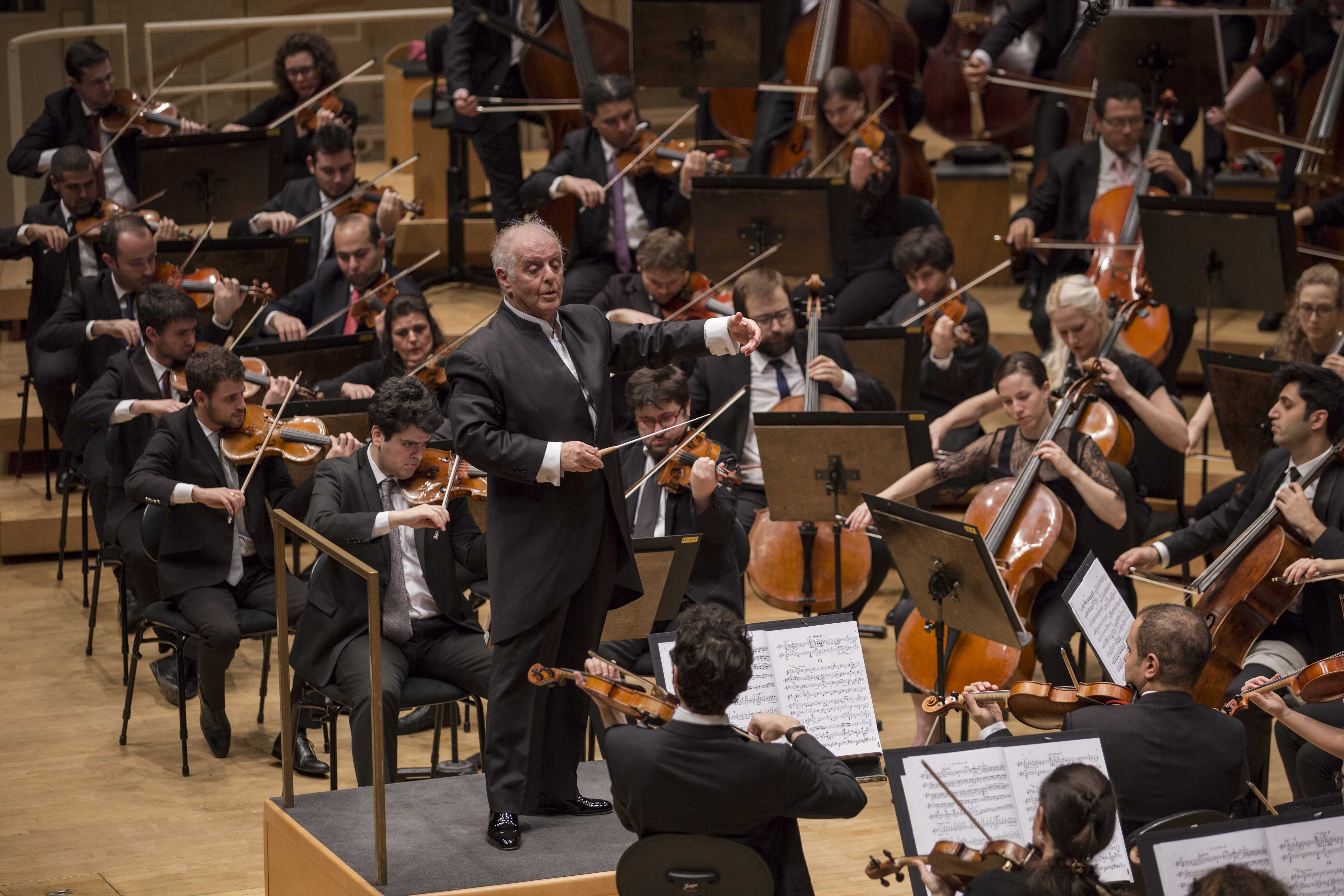 Daniel Barenboim a West–Eastern Divan Orchestra, Chicago 2018 (foto Manuel Vaca)