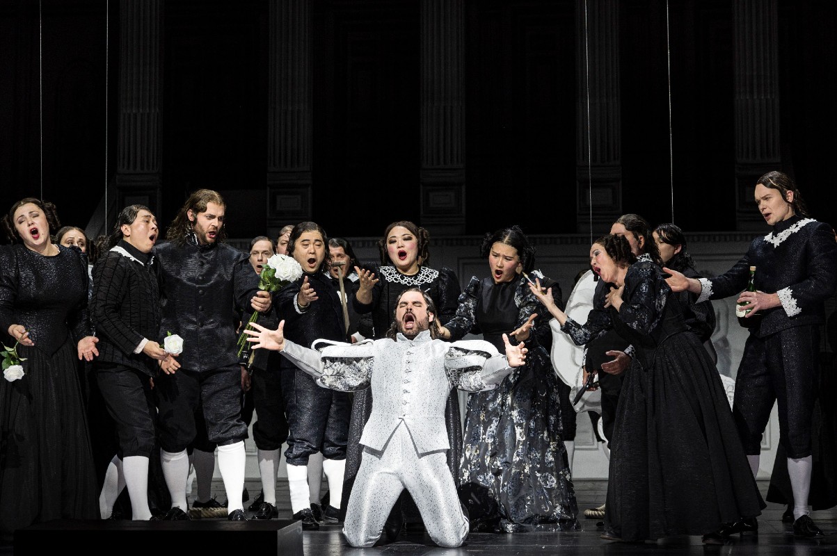 Daniel Francois Esprit Auber: La muette de Portici – 14. května 2022, Staatstheater Kassel (zdroj Staatstheater Kassel, foto Isabel Machado Rios)