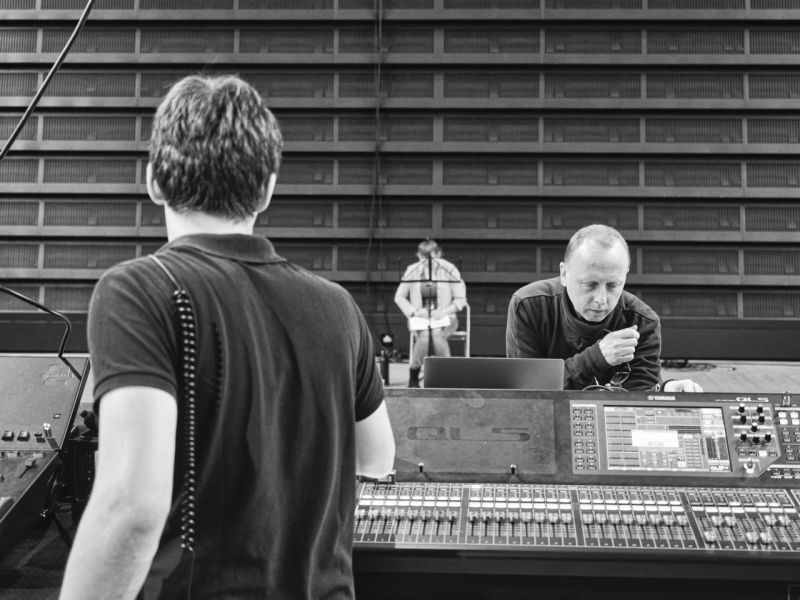 Karlheinz Stockhausen: Aus den sieben Tagen, 26. dubna 2022, příprava na koncert (foto Marek Bouda)