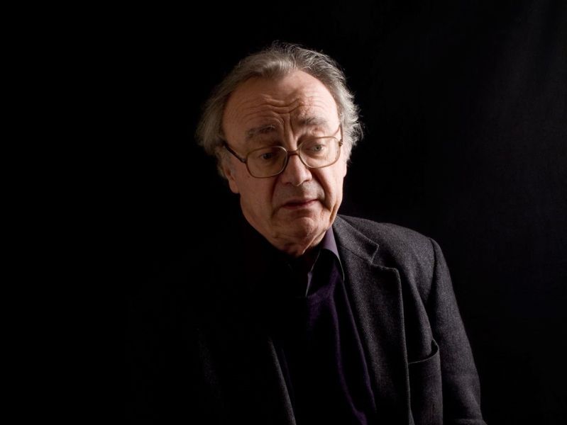 Alfred Brendel (foto Benjamin Ealovega)