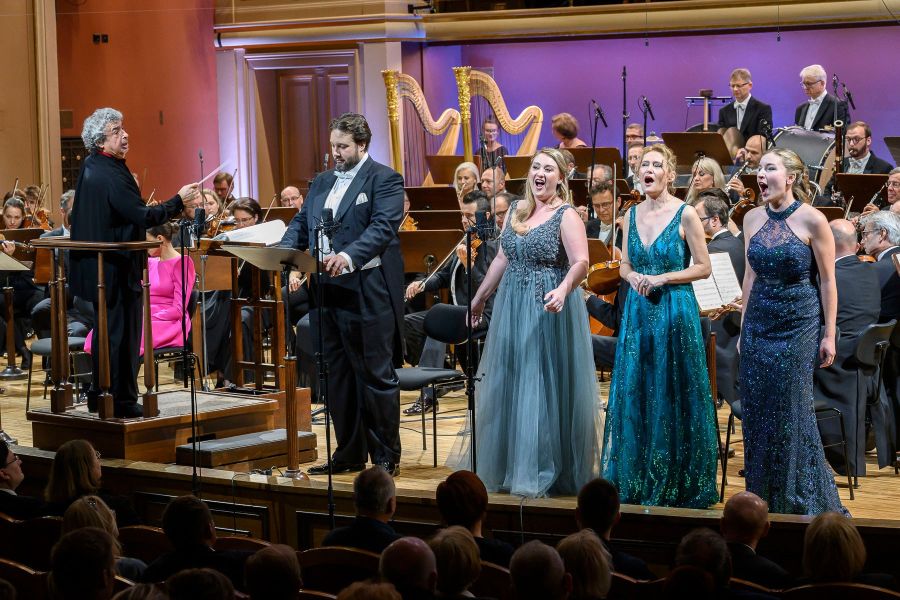 Antonín Dvořák: Rusalka – Jan Martiník, Markéta Klaudová, Markéta Cukrová, Monika Jägerová, Česká filharmonie, 19. září 2022 (foto Petra Hajská)