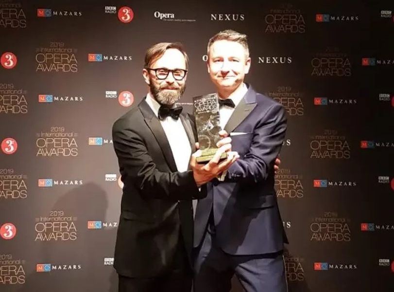 Jiří Heřman a Martin Glaser s cenou Opera Award (zdroj Janáček Brno)