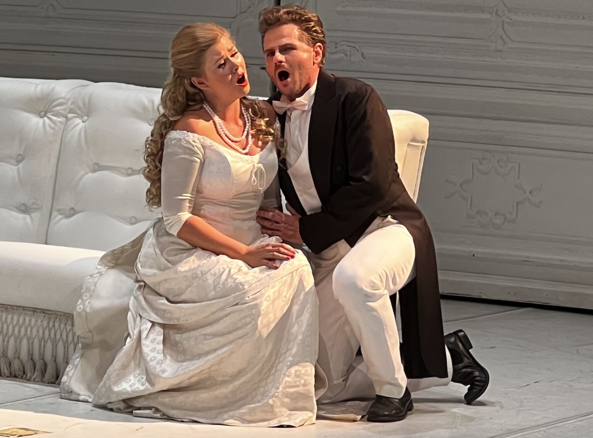 Giuseppe Verdi: La traviata – Lucie Kaňková, Peter Berger, 16. října 2022, (foto Pavlína Kaňková)