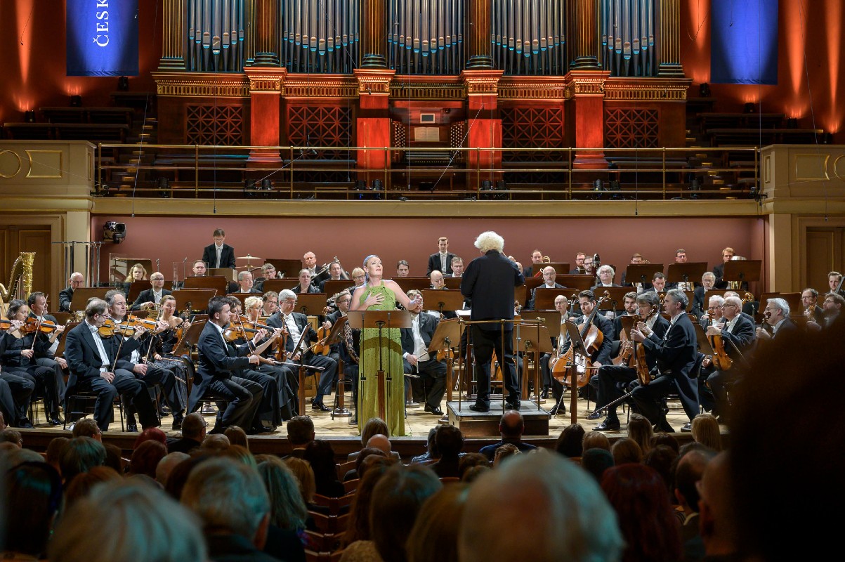 Česká filharmonie, Simon Rattle, Magdalena Kožená, 23. listopadu 2022 (zdroj Česká filharmonie, foto Petra Hajská)