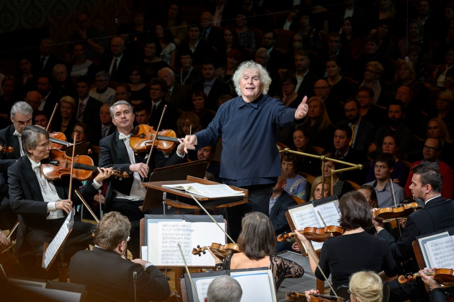 Česká filharmonie, Simon Rattle, 23. listopadu 2022 (zdroj Česká filharmonie, foto Petra Hajská)