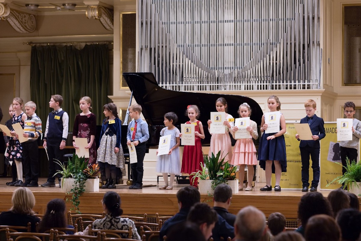 Klavírní soutěž Amadeus Brno (zdroj Amadeus - Mozartian Piano Competition Brno)