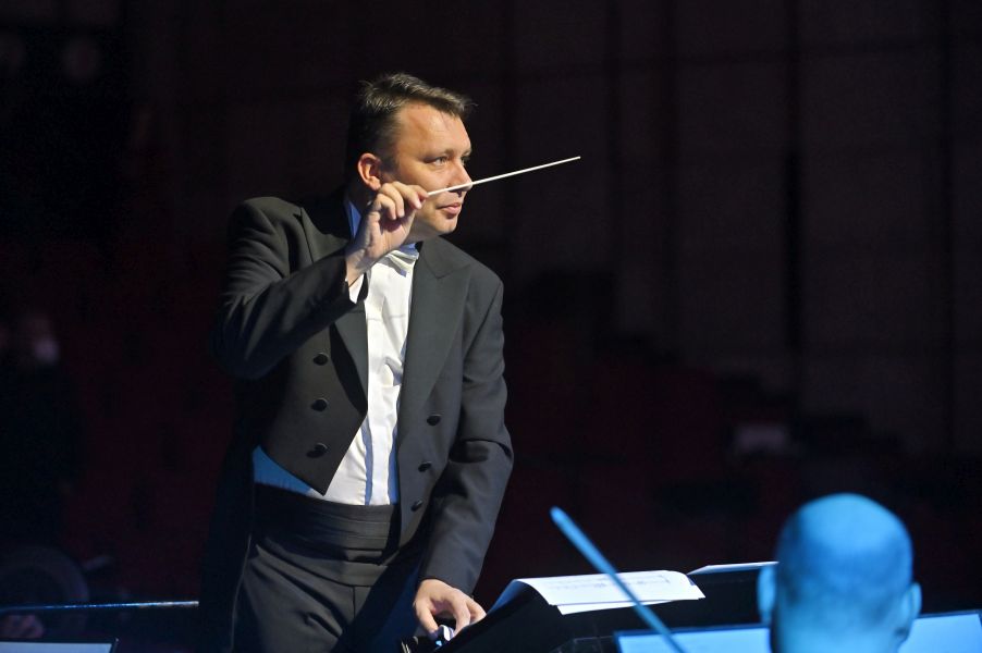 Adrian Kokoš (zdroj Moravská filharmonie Olomouc)