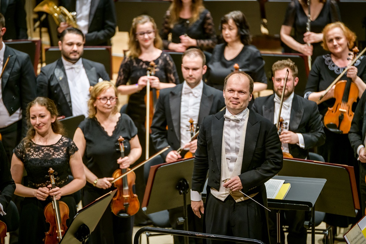 Státní filharmonie Košice a Zbyněk Müller (foto Miriama Fenciková)