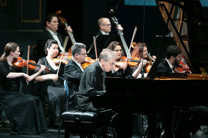 Mozartovy narozeniny, 27. ledna 2023 – Robert Levin, Orchestr Národního divadla (foto M. Hrdý)