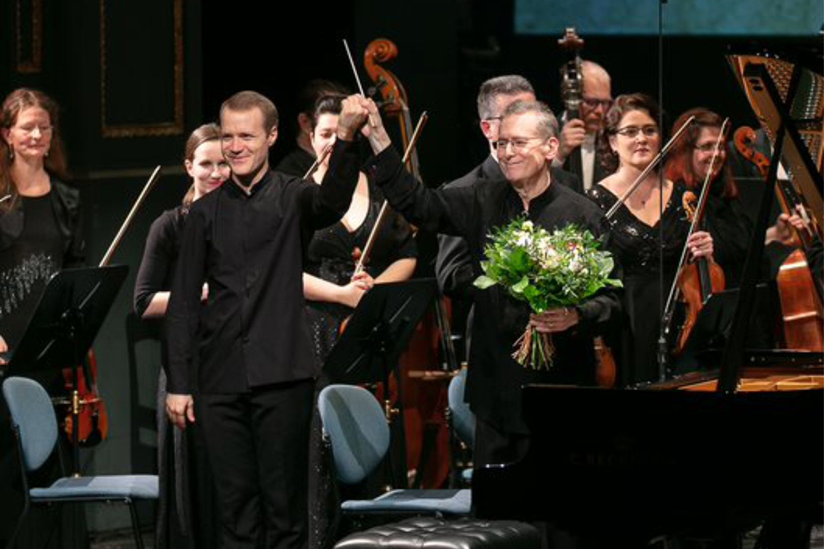 Mozartovy narozeniny, 27. ledna 2023 – Robert Levin, Orchestr Národního divadla, Christoph Koncz (foto M. Hrdý)