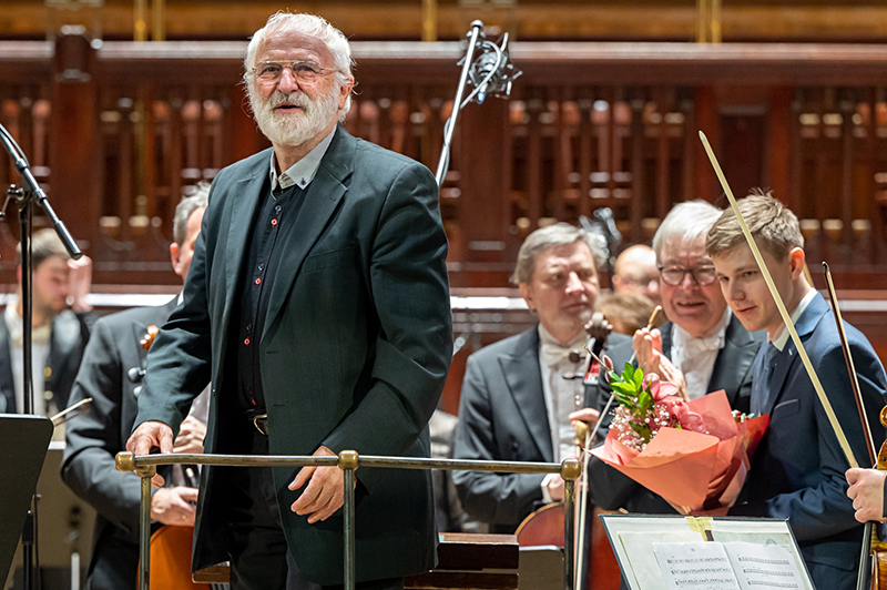 Symfonický orchestr hl. m. Prahy FOK: Brahms / Krček / Rachmaninov 25. ledna 2023 – Jaroslav Krček (foto Petr Dyrc)