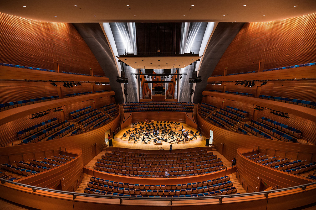 Filharmonie Brno v Kaufman Performing Arts Center v Kansas City (foto Julian Veverica)