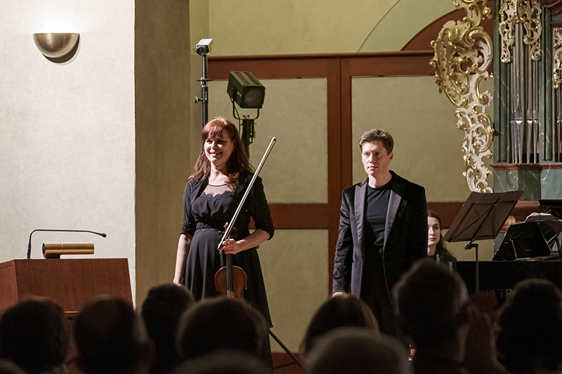 PKF – Prague Philharmonia: K6 Franck. Martinů. Mozart, 20. února 2023 – Romana Špačková a Stanislav Gallin (foto Petr Sapík)