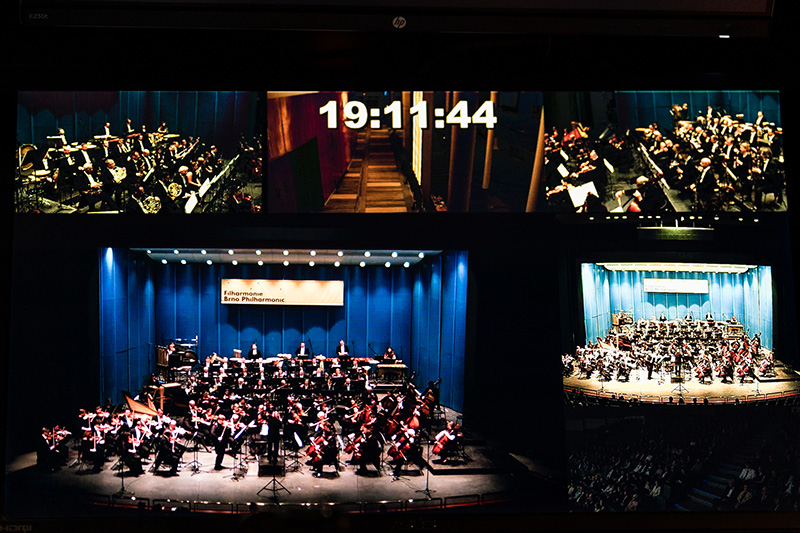 Filharmonie Brno – Schnittke & Rachmaninov, Cyklus Filharmonie v divadle, 9. března 2023 – Milan Paľa, Dennis Russell Davies (foto Jan Prokopius)