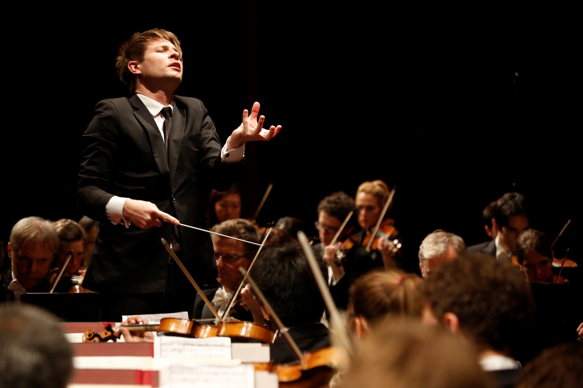 Krzysztof Urbański (zdroj Festival de Pâques, foto Caroline Doutre)