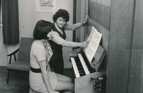 Kamila Klugarová a Alena Veselá (zdroj JAMU)
