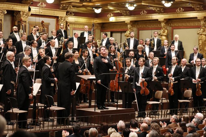 Jakub Hrůša, Wiener Philharmoniker (foto Dieter Nagl)