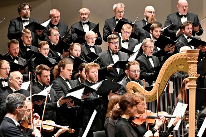 Závěrečný koncert Janáčkovy filharmonie Ostrava, 18. května 2023 – Český filharmonický sbor Brno (foto Martin Straka)