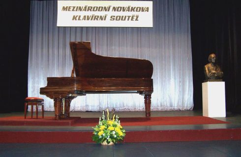 Mezinárodní klavírní soutěž Vítězslava Nováka (zdroj Mezinárodní klavírní soutěž Vítězslava Nováka)