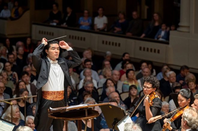 Roméo et Juliette – Darrell Ang, Symfonický orchestr hl. m. Prahy FOK, 7. června 2023 (zdroj Symfonický orchestr hl. m. Prahy FOK, foto Petr Dyrc)