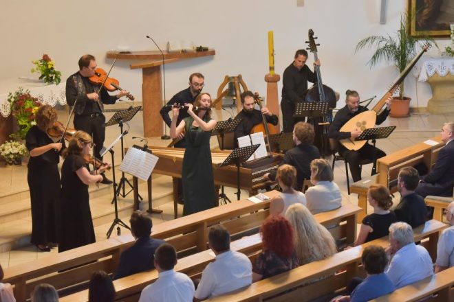 Festival Janáček a Luhačovice: Boemo Virtuoso – Jana Semerádová, Collegium Marianum, Kostel svaté rodiny, Luhačovice (zdroj Festival Janáček a Luhačovice)