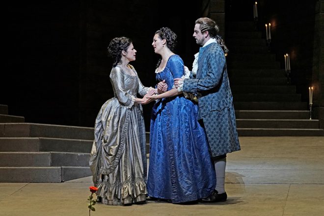 Wolfgang Amadeus Mozart: Don Giovanni, Metropolitní opera v New Yorku (foto Karen Almond)