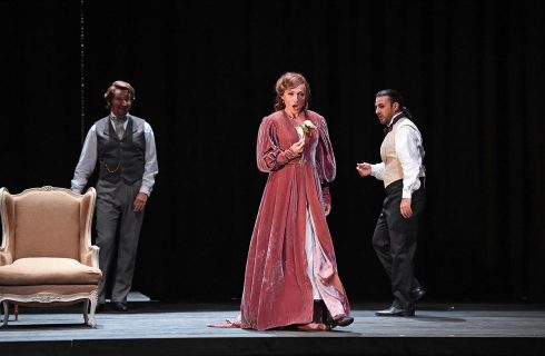 Giuseppe Verdi: La traviata, Saarländisches Staatstheater – Olga Jelínková (foto Martin Kaufhold)