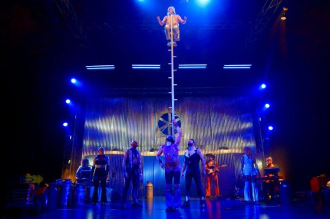 Cirque Alfonse – Animal (foto František Ortmann, Letní Letná 2023)