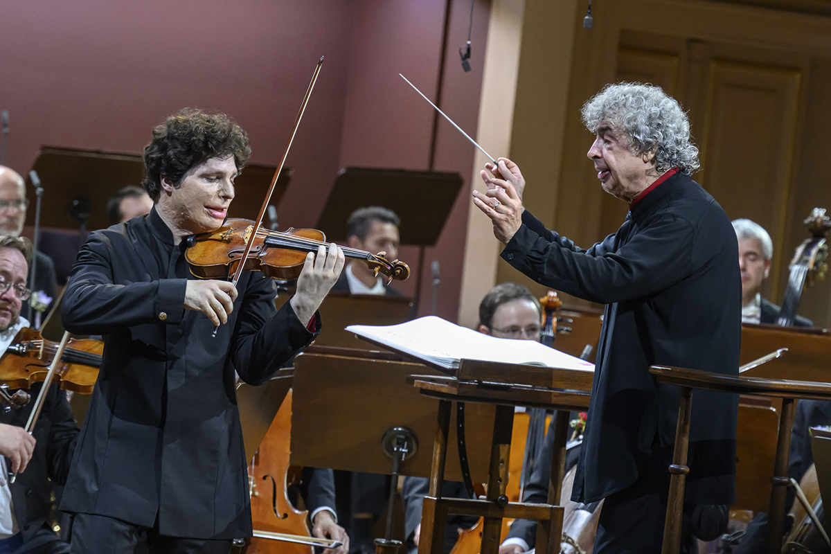 Česká filharmonie – Zahajovací koncert, 27. září 2023, Rudolfinum, Dvořákova síň – Augustin Hadelich a Semjon Byčkov (foto Petra Hajská)