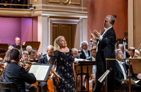 Dvořákova Praha: Johannes Brahms: Německé requiem, op. 45 – Anu Komsi, Sakari Oramo, 14. září 2023, Rudolfinum, Praha (zdroj Dvořákova Praha)