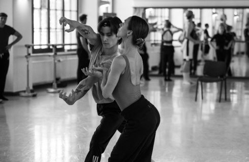 Balet ND (Paul Irmatov, Kristýna Němečková) - Beyond Vibrations (foto: Sergei Gherciu)