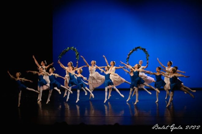 Mezinárodní exhibiční vystoupení žáků zájmových baletních škol v Plzni (foto Balet, z. s.)