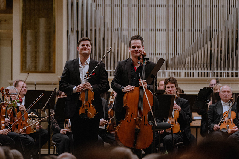 Petr Fiala 80 & Brahms 190, 9. listopadu 2023, Besední dům – Roman Patočka a Václav Petr (foto Dag Markl)