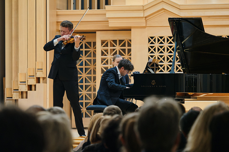 Dny Bohuslava Martinů: Ivan Ženatý & Miroslav Sekera, 29. listopadu 2023, Sál Martinů, Lichtenštejnský palác, Praha – Ivan Ženatý a Miroslav Sekera (foto Michal Romanovský)