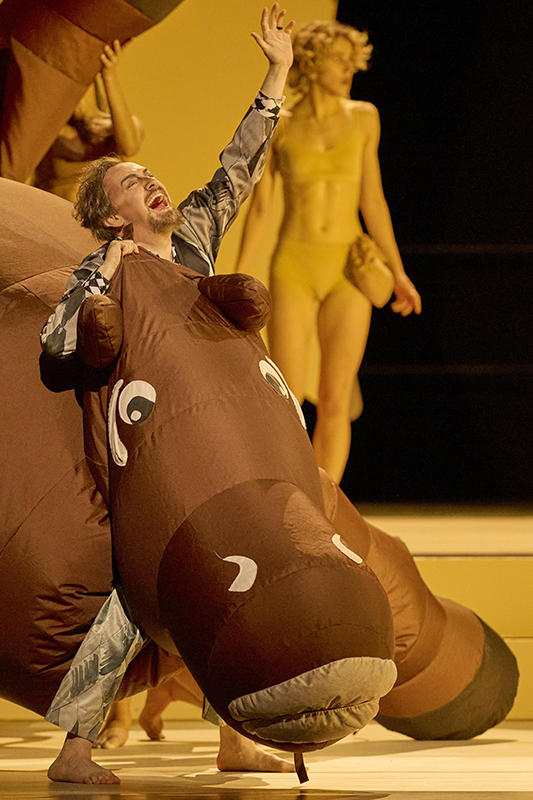 György Ligeti: Le Grand Macabre, Wiener Staatsoper – Georg Nigl (foto Michael Pöhn)