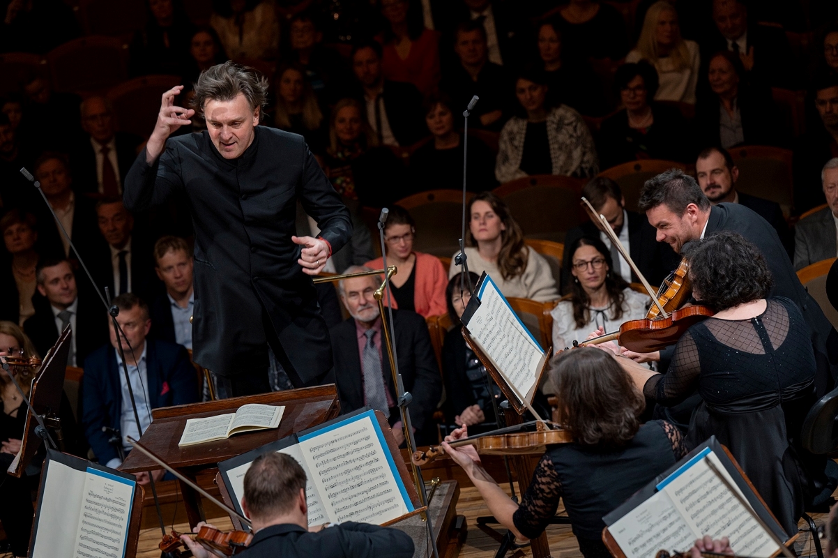 Tomáš Netopil, Česká filharmonie, 7. prosince 2023 (zdroj Česká filharmonie)