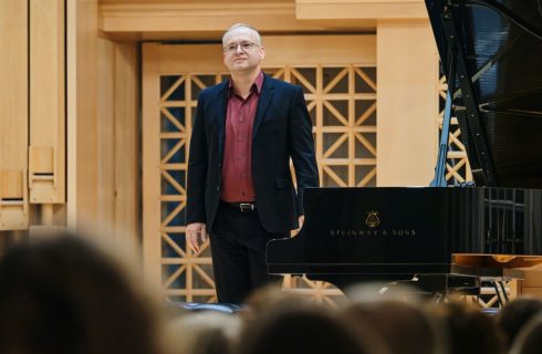 Martin Kasík, 12. prosince 2023, Sál Martinů, Lichtenštejnský palác, Praha (zdroj Dny Bohuslava Martinů, foto Michael Romanovský)