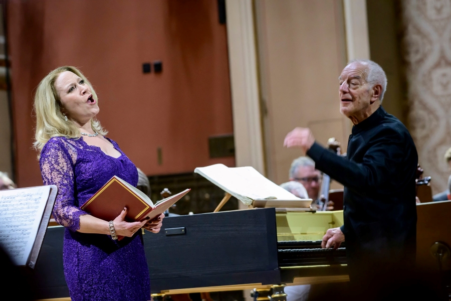 Georg Friedrich Händel: Mesiáš – Carolyn Sampson, Nikolas Kraemer, 5. ledna 2024, Rudolfinum, Praha (zdroj Česká filharmonie)