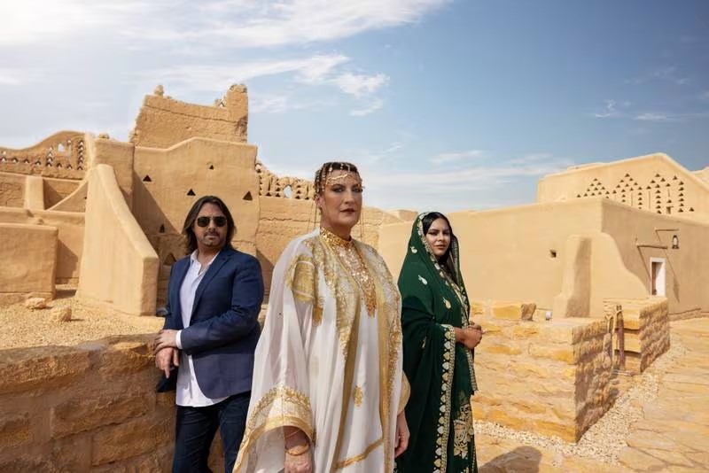Lee Bradshaw, Sarah Connolly, Reemaz Oqbi (foto Opera Hwadi)