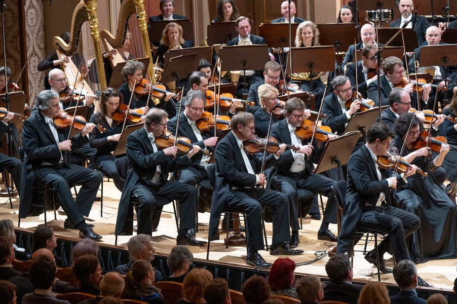 Gustav Mahler: Symfonie č. 3 – Česká filharmonie, 31. ledna 2024, Rudolfinum (foto Petr Kadlec)