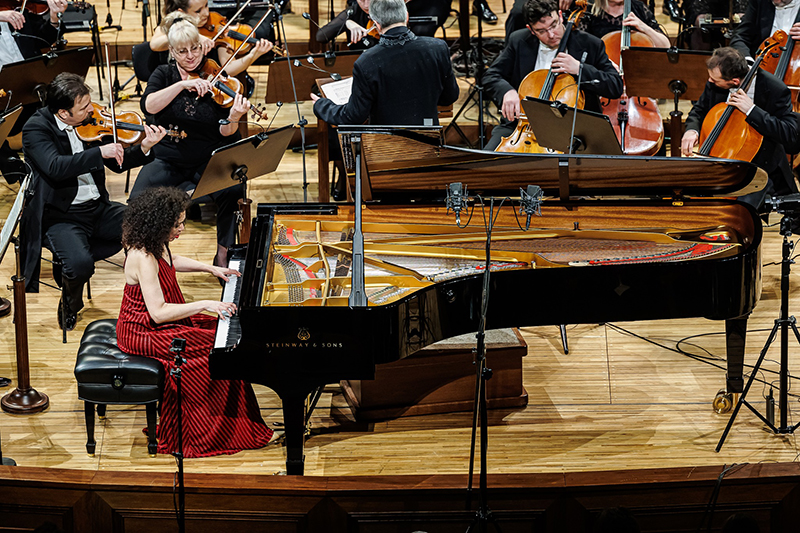 100. výročí Českého rozhlasu, 11. března 2024, Dvořákova síň Rudolfina, Praha – Marianna Shirinyan a Symfonický orchestr Českého rozhlasu (foto Michal Fanta)