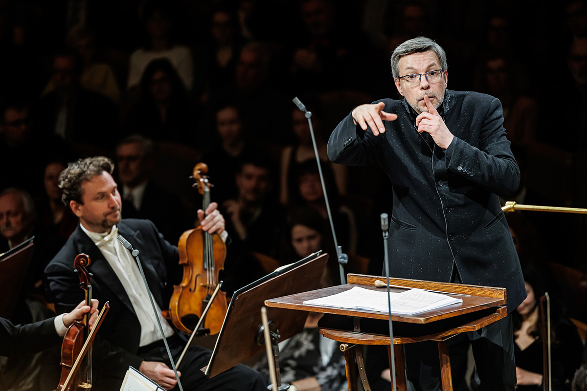 100. výročí Českého rozhlasu, 11. března 2024, Dvořákova síň Rudolfina, Praha – Olari Elts a Symfonický orchestr Českého rozhlasu (foto Michal Fanta)