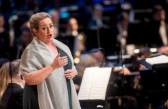 Smetana Gala: Mária Porubčinová, 2. března 2024, Národní divadlo, Praha (zdroj Národní divadlo, foto Vojtěch Brtnický)