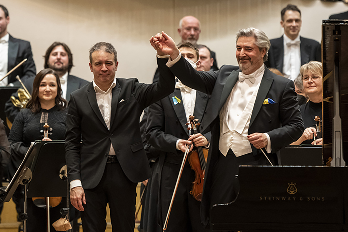 Alexej Volodin, Daniel Raiskin a Slovenská filharmónia, 22. března 2022 (foto Alexander Trizuljak)