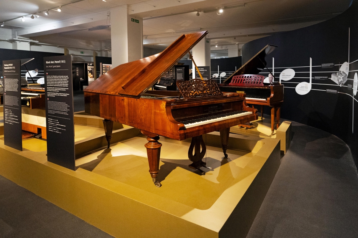 Výstava ke 160. výročí královéhradecké firmy Petrof, Národní technické muzeum, Praha (zdroj Národní technické muzeum)