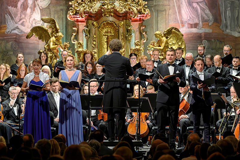 Symfonický orchestr hl. m. Prahy FOK: Dvořák – Lužanská mše, 7. května 2024, Kostel sv. Šimona a Judy – Michaela Šrůmová, Markéta Cukrová, Tomáš Brauner, Ondřej Holub a Tadeáš Hoza (foto Petr Dyrc)