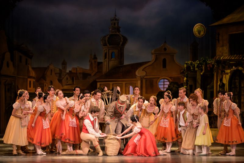 Balet Národího divadla – Coppélia (foto Serghei Gherciu)